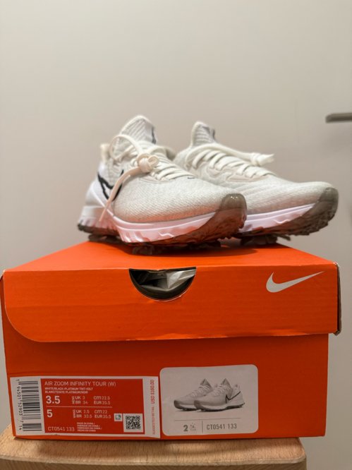 Nike Air Zoom Infinity Tour (Wide)  W 5