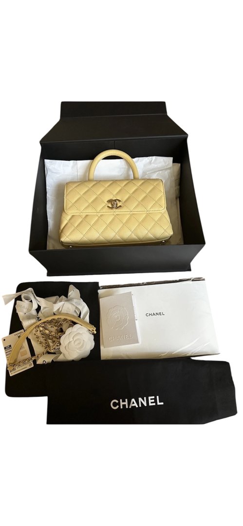 새상품 샤넬 코코 탑핸들 카프스킨 Coco Top Handle Small Caviar Quilted Champagne Gold hardware