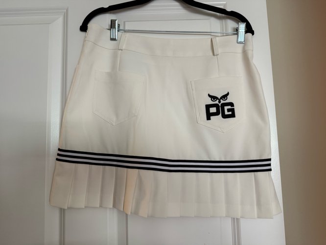 골프치마 (3벌 50불)