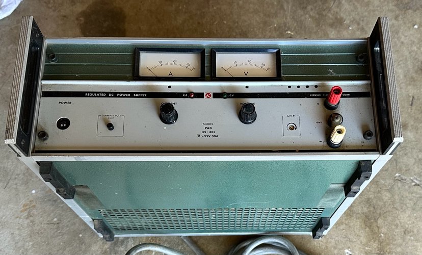 DC Regulated power supply