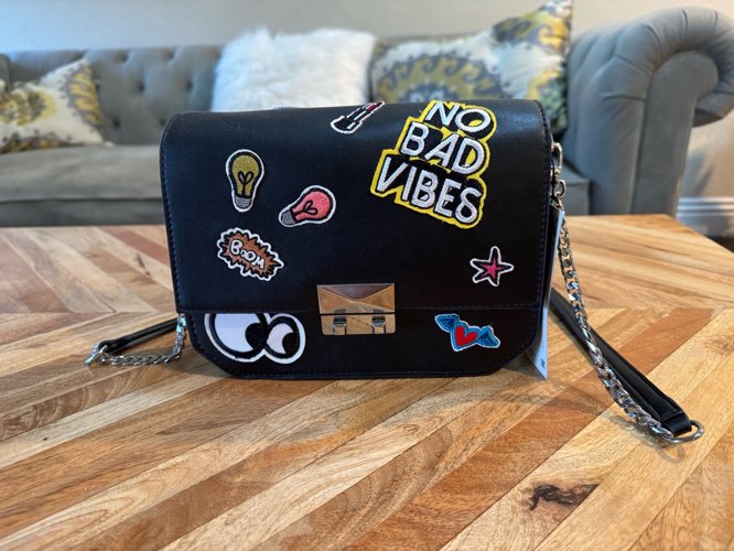 ZARA 귀여운 패치 Crossbody Black Bag