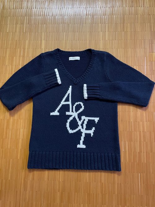 Abercrombie sweater