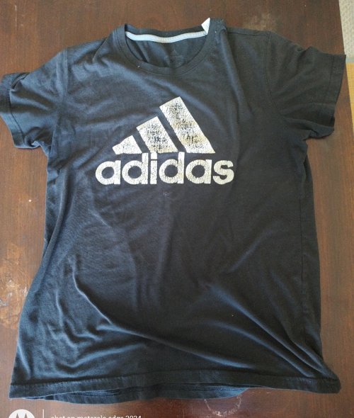 Adidas t-shirts