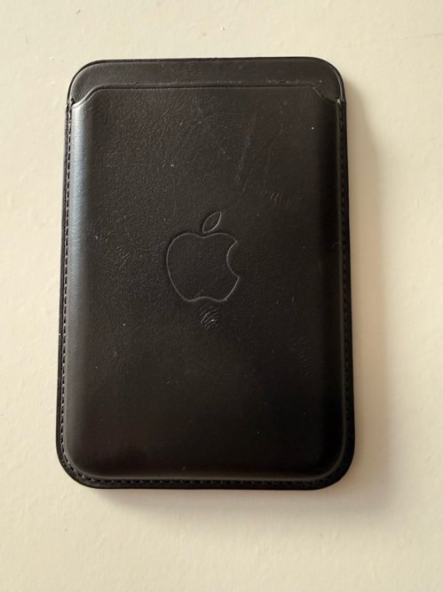 Apple MagSafe Wallet