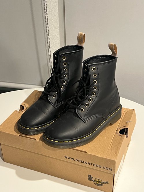 Dr. Martens 닥터마틴 워커