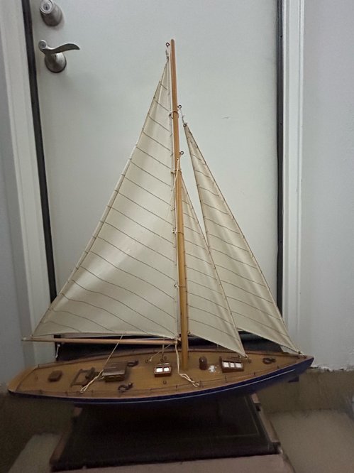 장식용 모형 배