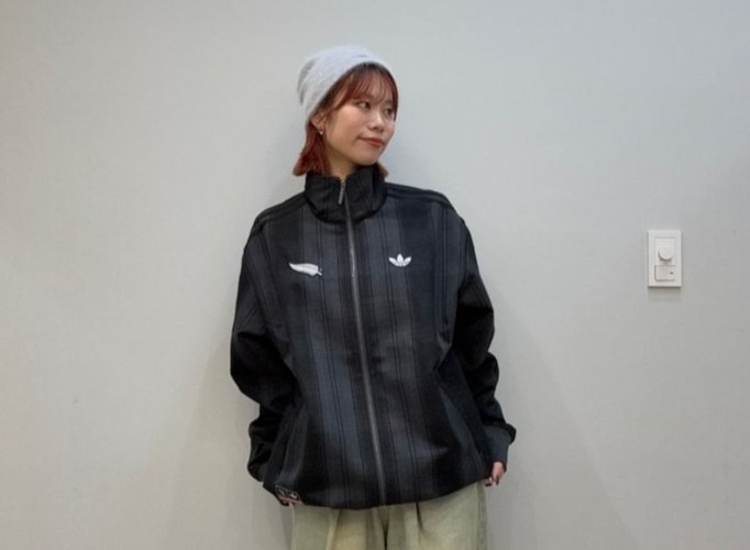 $140 Authentic Guaranteed Adidas ORIGINALS & ALL BLACKS PLAID TRACK JACKET Size M