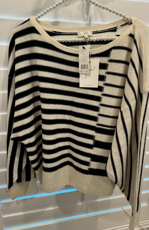 새상품💎 Joie 스트라이프 고급 니트(라지)