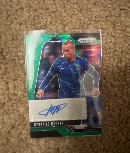 24-25 prizm premier league soccer card (Autograph)