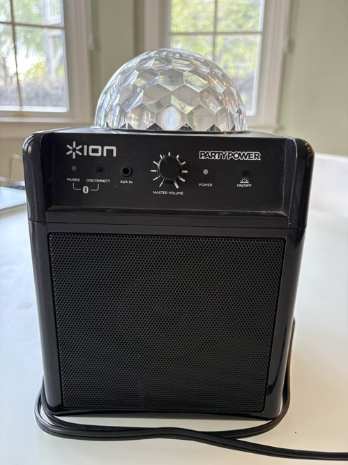 ION Party Power 블루투스 스피커 (디스코 조명 포함)
