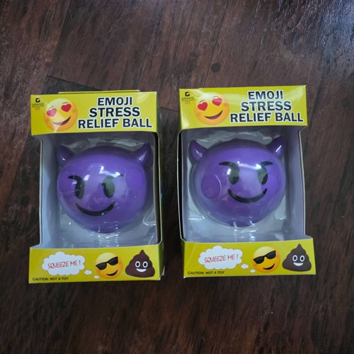 스트레스를 풀어주는 볼 2개