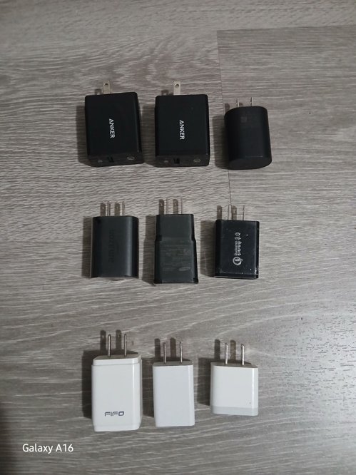 충전용  아답터  3개 3불