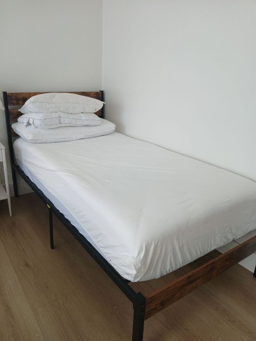 Full사이즈 침대와메트리스