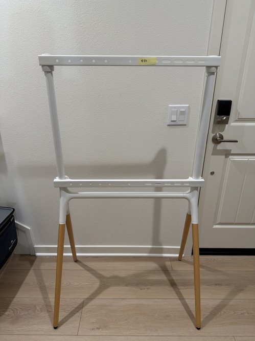 TV Stand 스탠드 (얼바인 지역)