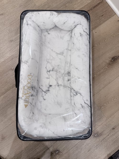 DockAtot baby lounger