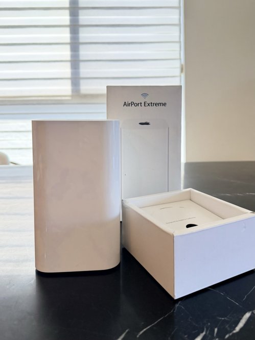 Apple AirPort Extreme Wi-Fi Router (타워 모델) – 정품 박스 포함