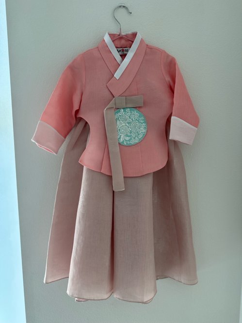 3호 여자아이 한복(속치마 ,헤어악세사리 포함)