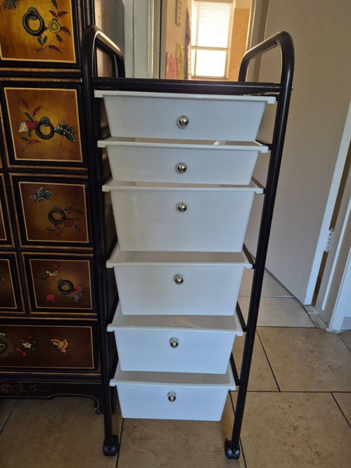 플락스틱서랍장. 완전 검정색도 있어요