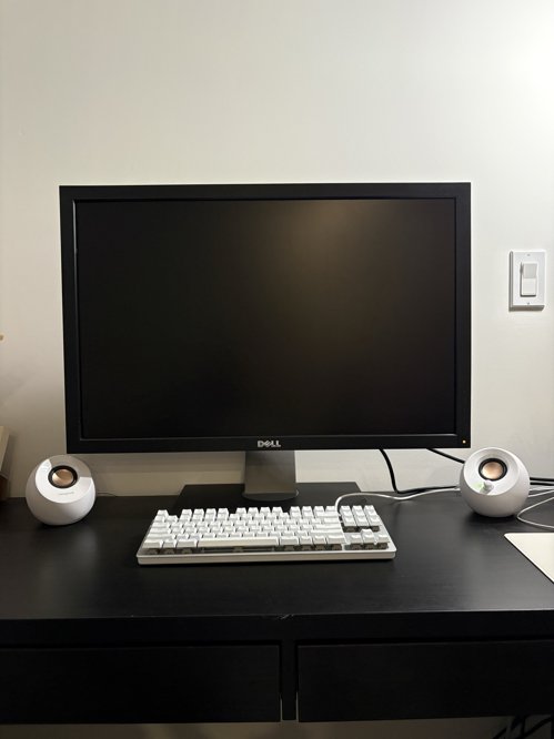 Dell UltraSharp U3011 - 30" Professional Monitor (2560x1600)