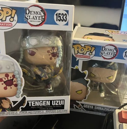 새상품)귀멸의 칼날 펀코 팝 피규어 우즈이 텐겐 겐야 굿즈