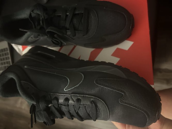 새상품 DX3666 010 나이키 에어 맥스 솔로 올블랙 / 9 /270