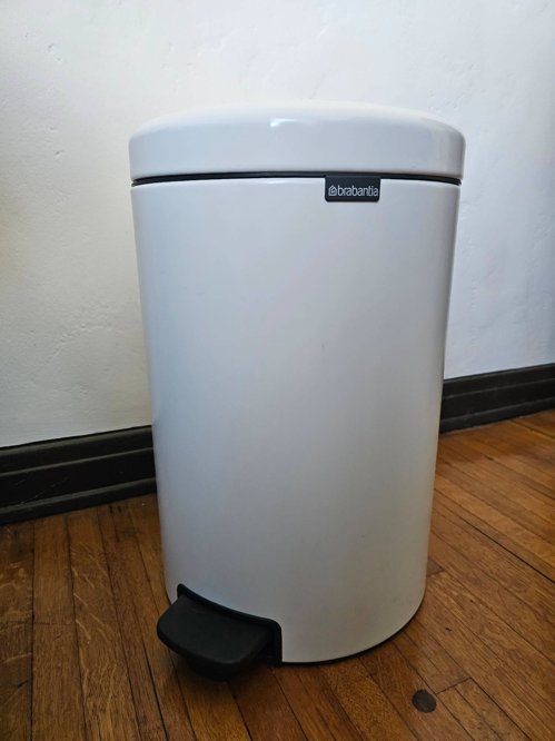 Brabantia 쓰레기통 20L