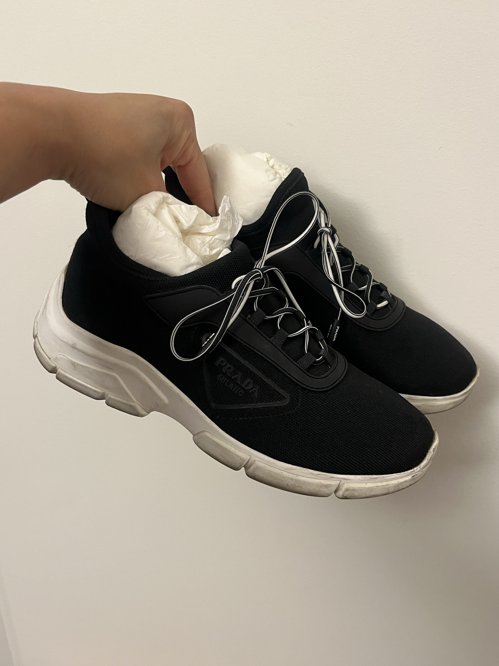 프라다 운동화 팝니다!