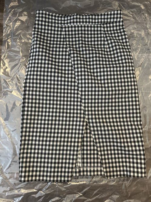 S 미디길이 체크 치마 앞트임