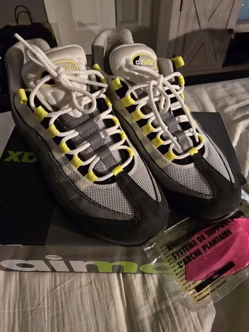 에어맥스 95 아시아 사이즈 9