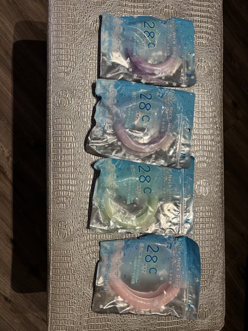 Ice Neck Ring!!더운 여름에 쓰세요!!총 4개!!