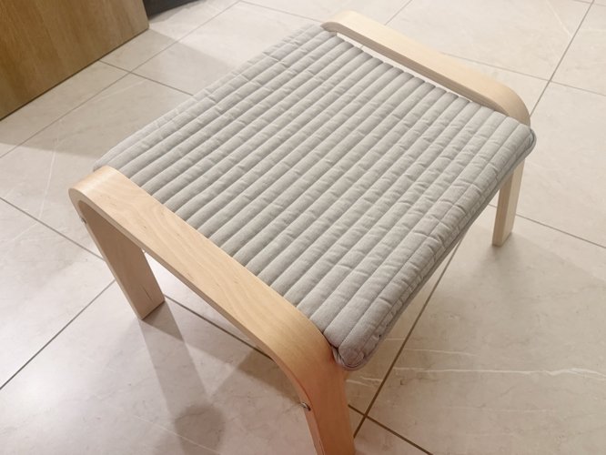 이케아 의자 발 받힘 Poang 20불 판매 (원가 세전80)