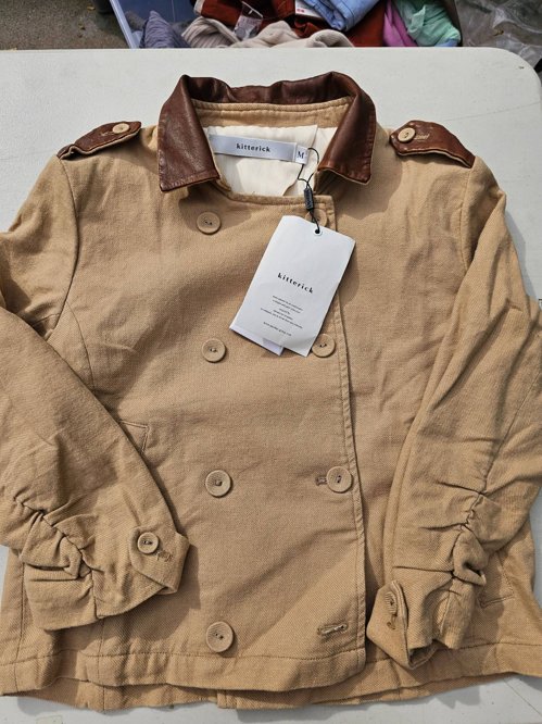 홍콩 브랜드 자켓 새거