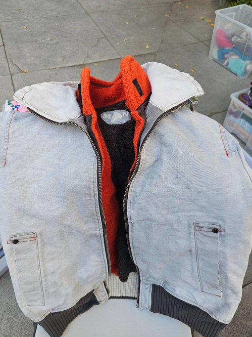 Murphy and Nye 자켓 2개