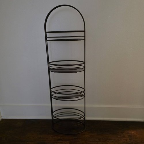 좁운 공간을 활용할 수 있는 4단 원형선번(29×95cm)