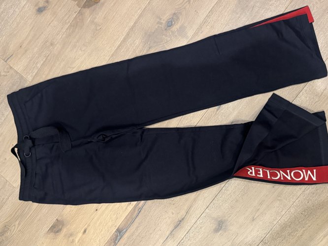 (새상품) Moncler 몽클레어 여성 네이비 트레이닝 바지 사이즈 스몰