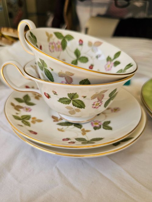 Wedgwood 커피잔 2개