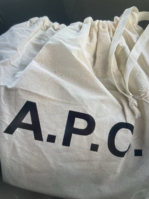 아페쎄 가방 가격인하