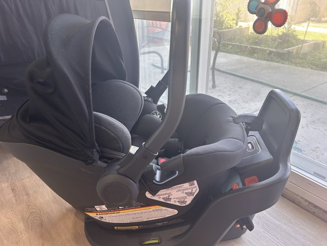 Uppababy Aria Car Seat