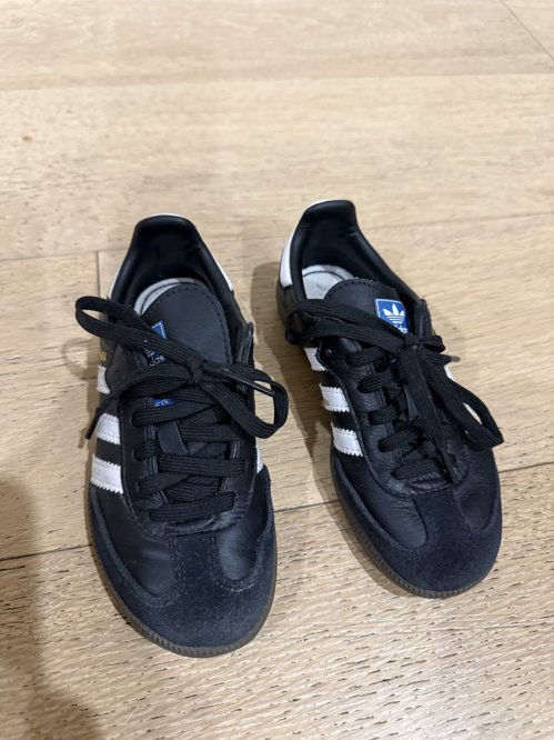 아디다스 어린이 운동화 samba (size 11)