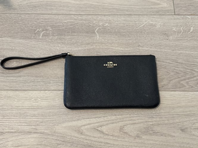Coach 코치 Wristlet