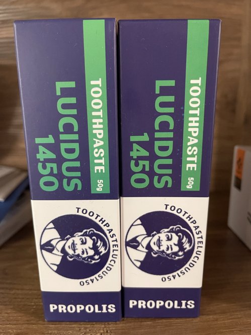 고불소 치약 두개